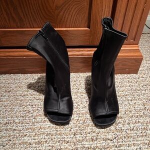 Steve Madden Satin Boot